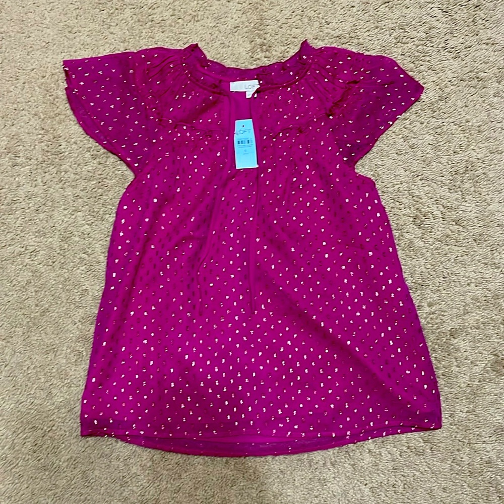 Brand new with tags LOFT pink top, size petite small